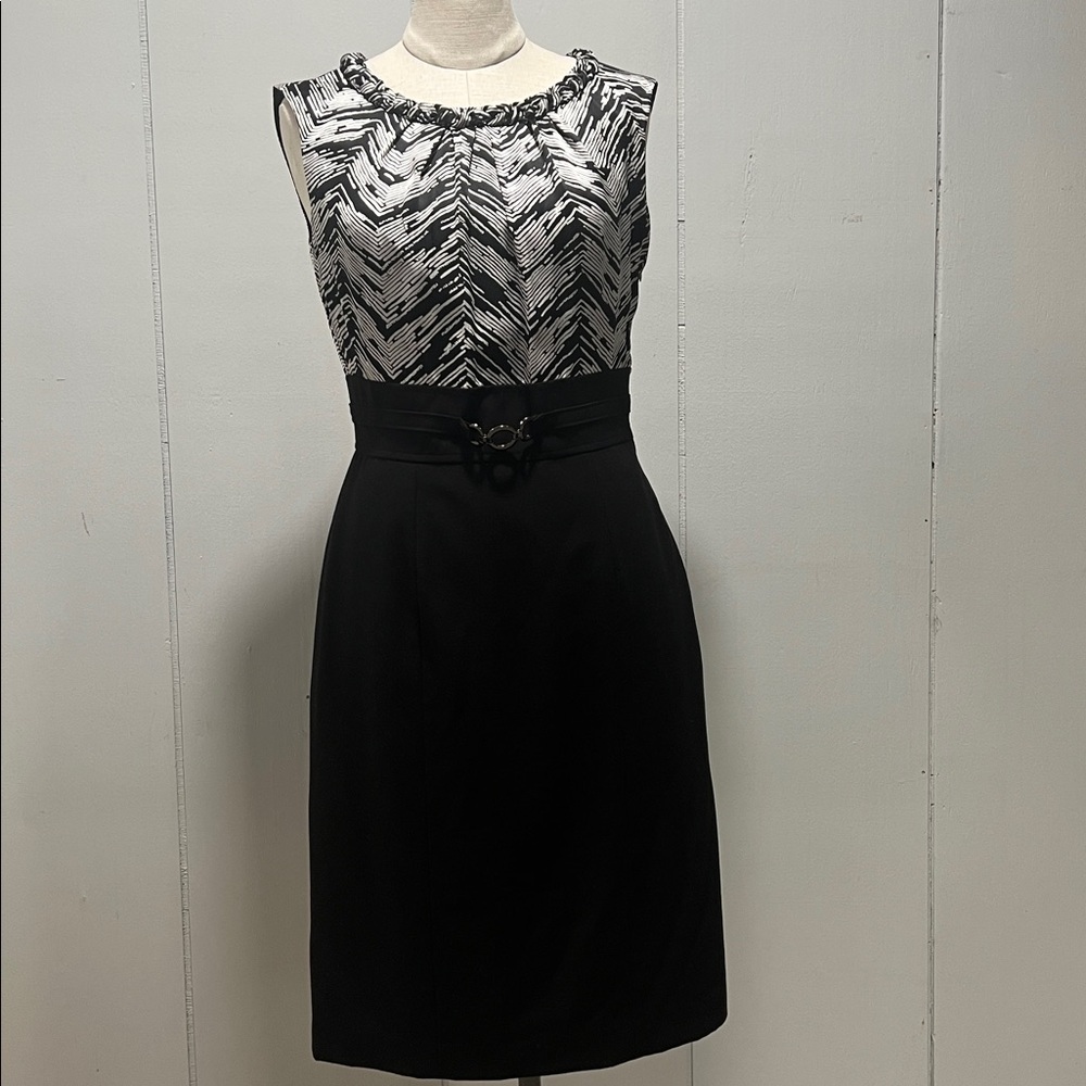 Tahari ASL Sheath Dress Size 2. Black White Print. Braided neckline.